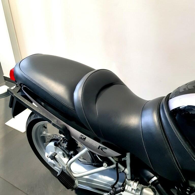 R 850 R