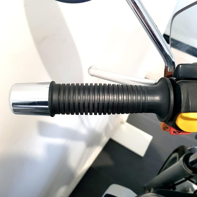 R 850 R