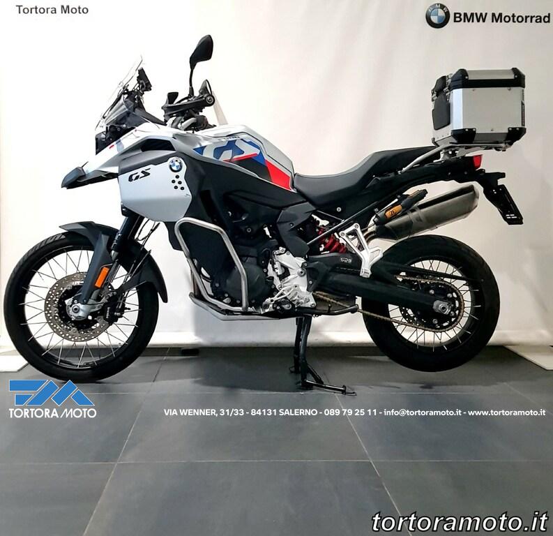 F 900 GS