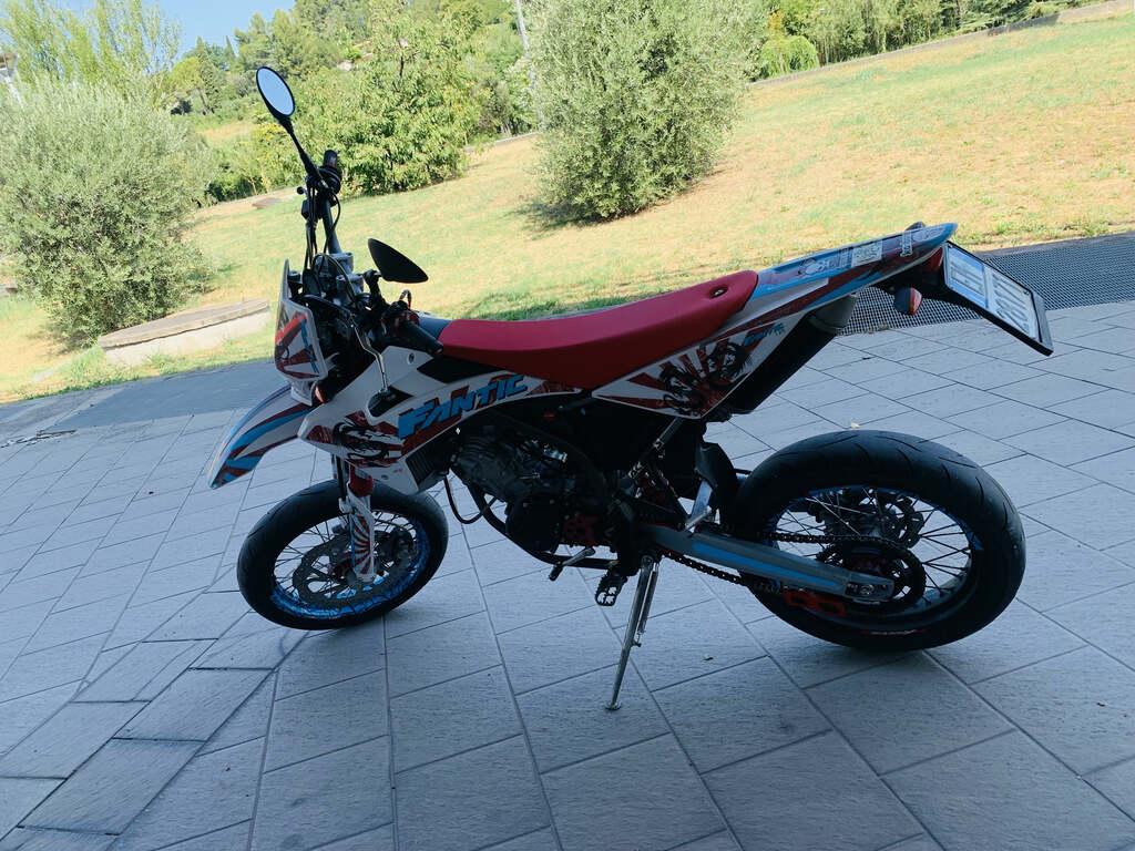 MOTARD 125