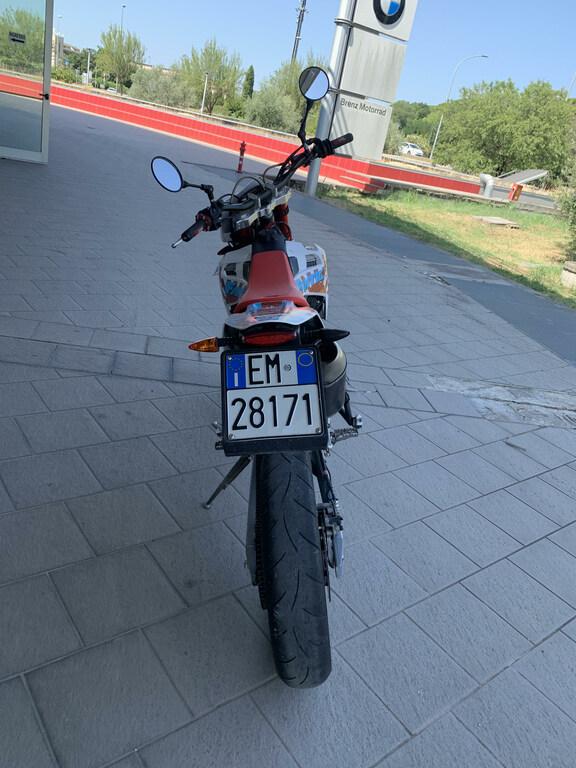 MOTARD 125