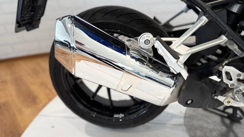 R 1250 R