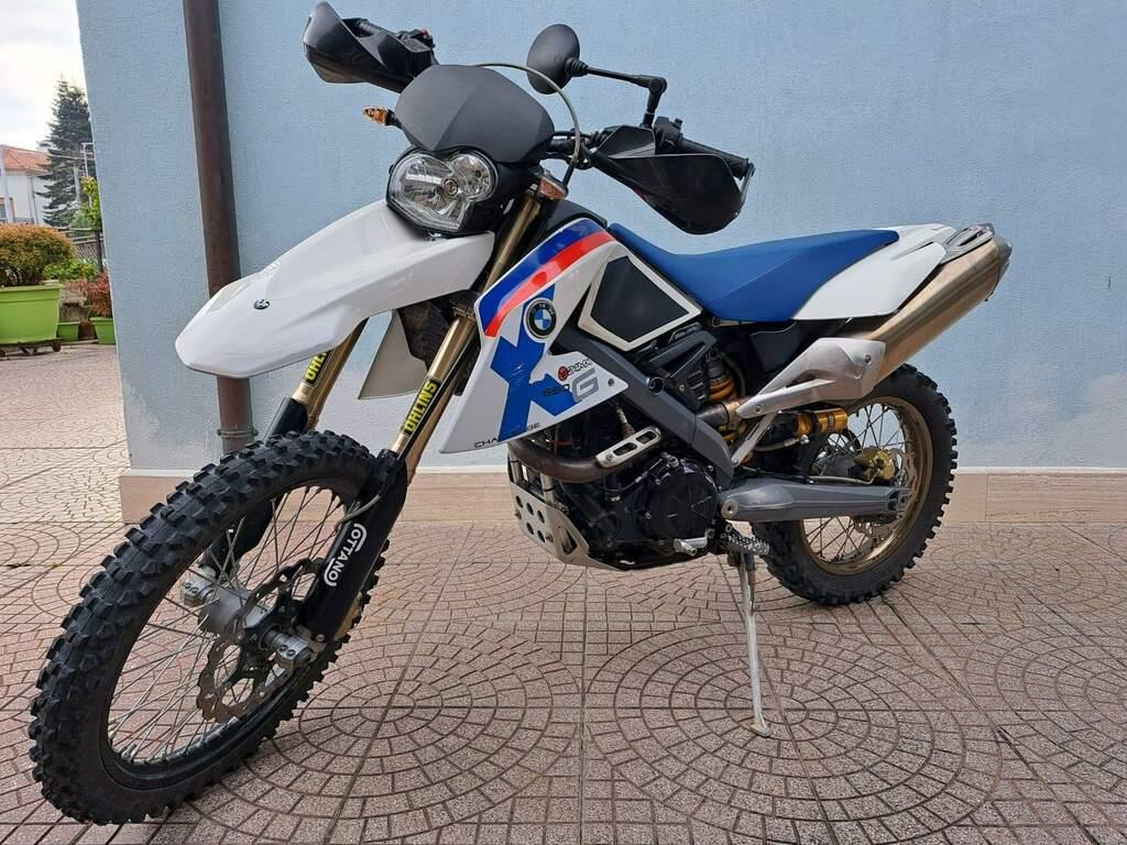 G 650 X