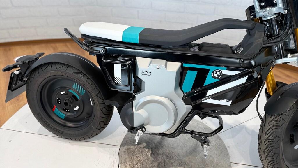 CE 02