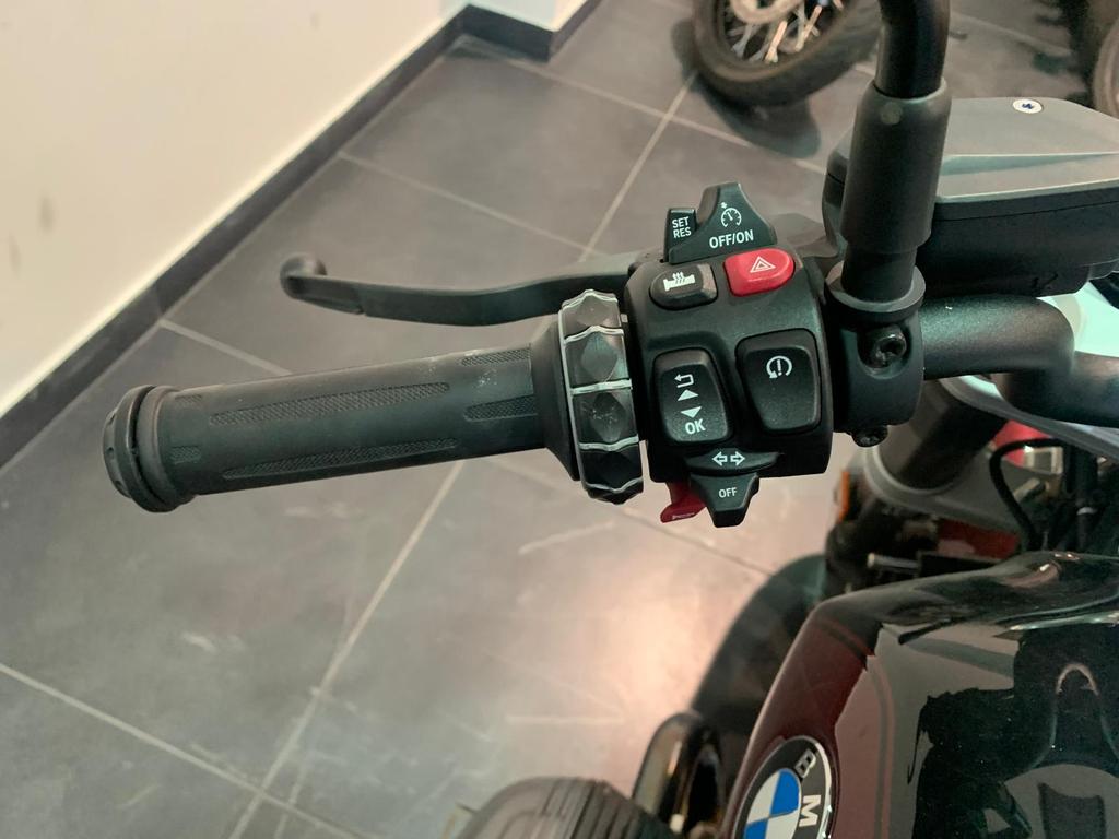 R 12