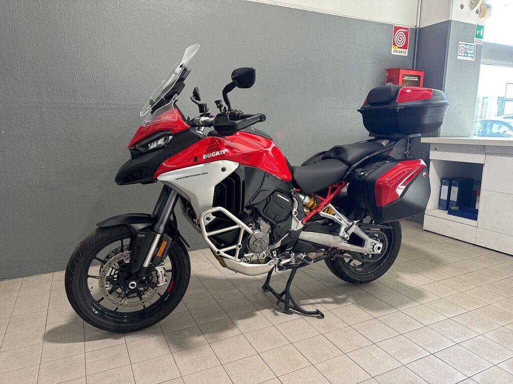 MULTISTRADA V4