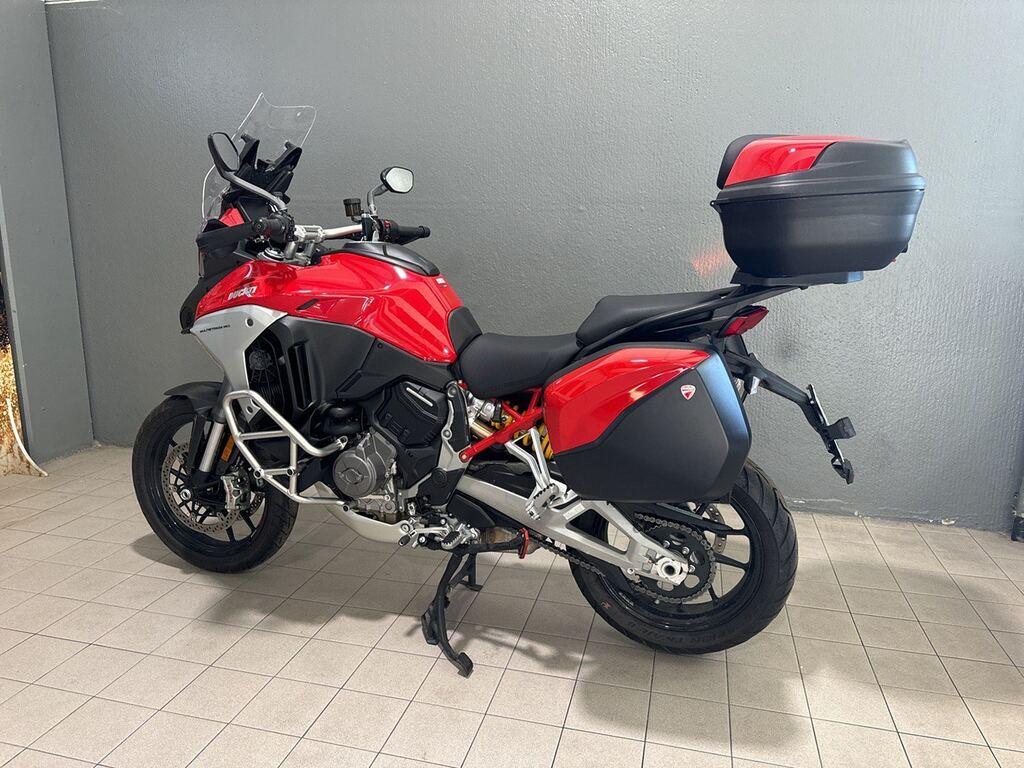 MULTISTRADA V4