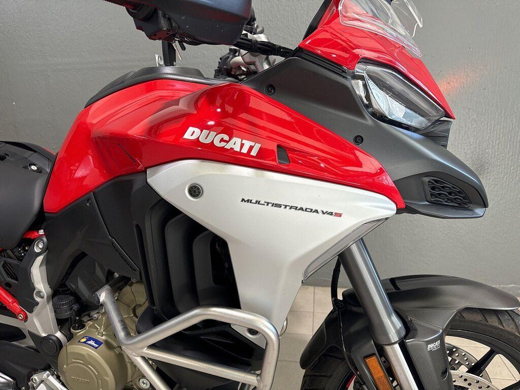 MULTISTRADA V4