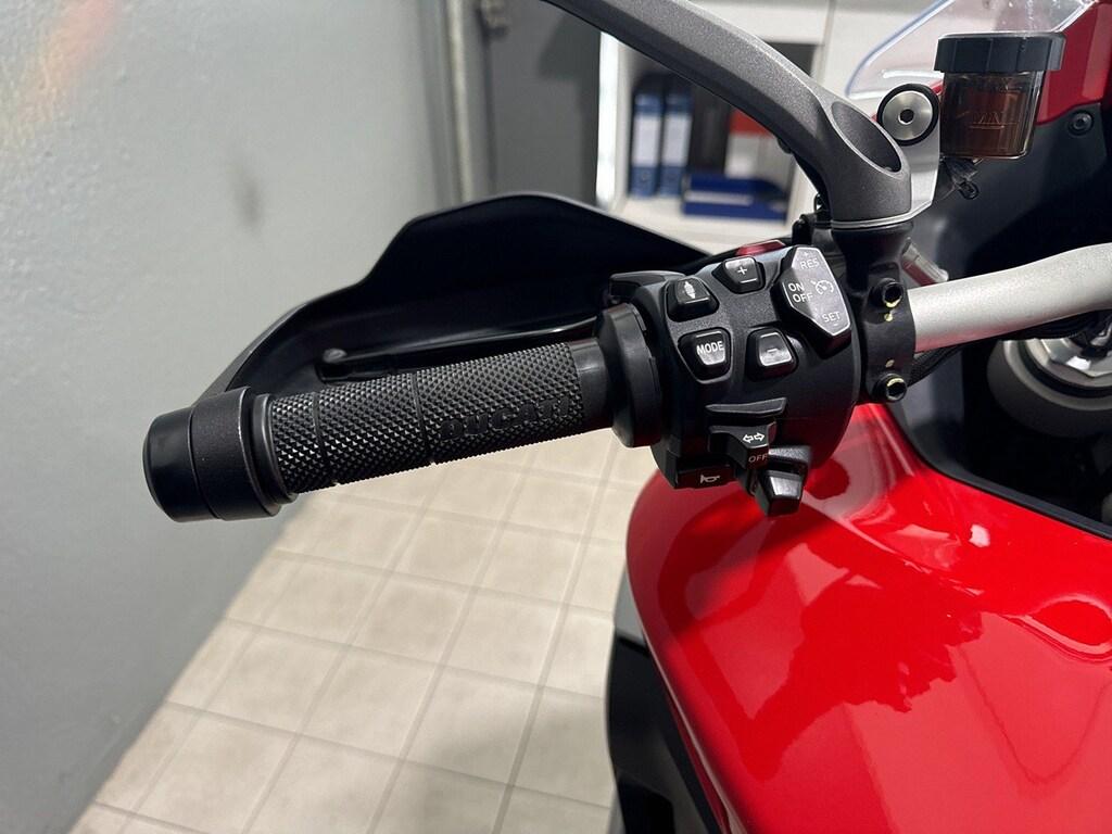 MULTISTRADA V4