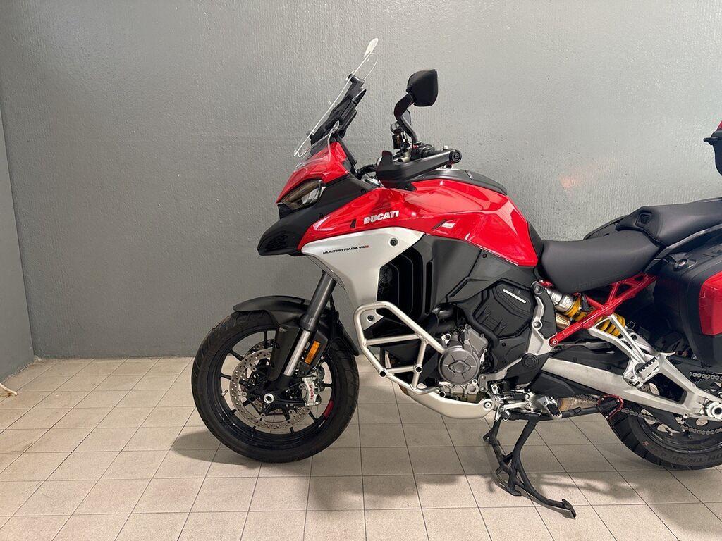 MULTISTRADA V4