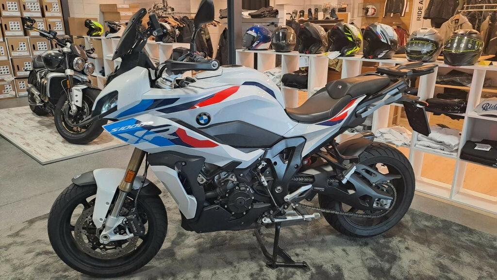 890 DUKE