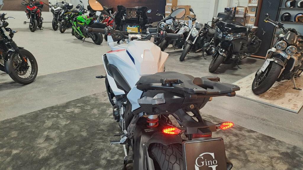 890 DUKE