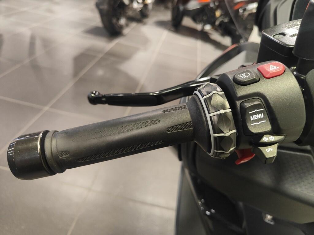 C 400 GT