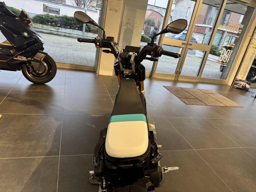 CE 02