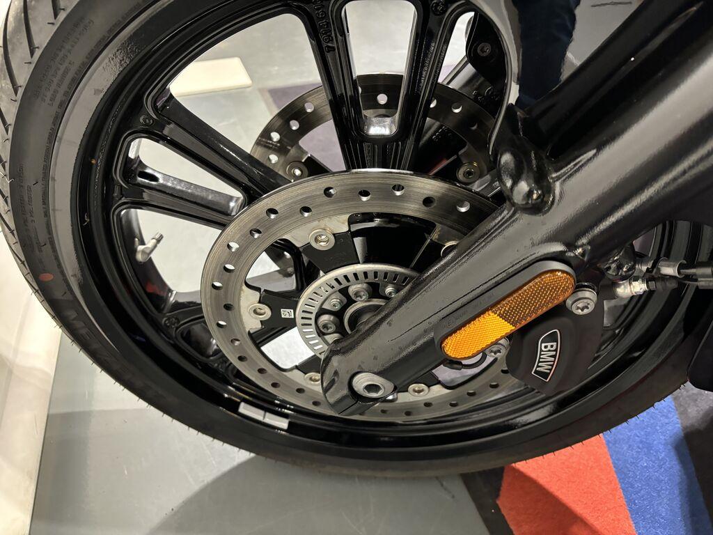 R 18
