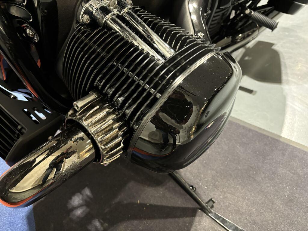 R 18
