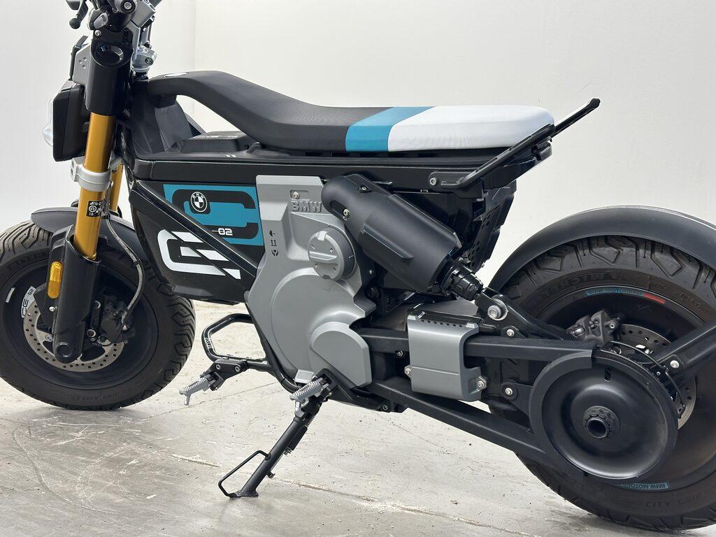 CE 02