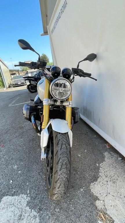 R 1200