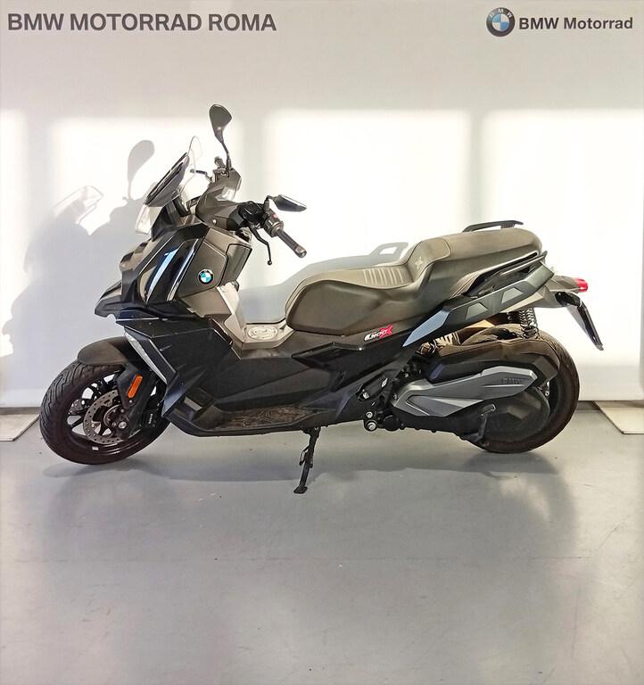 C 400 X