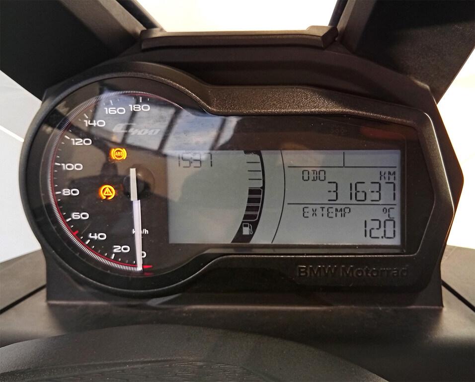 C 400 X