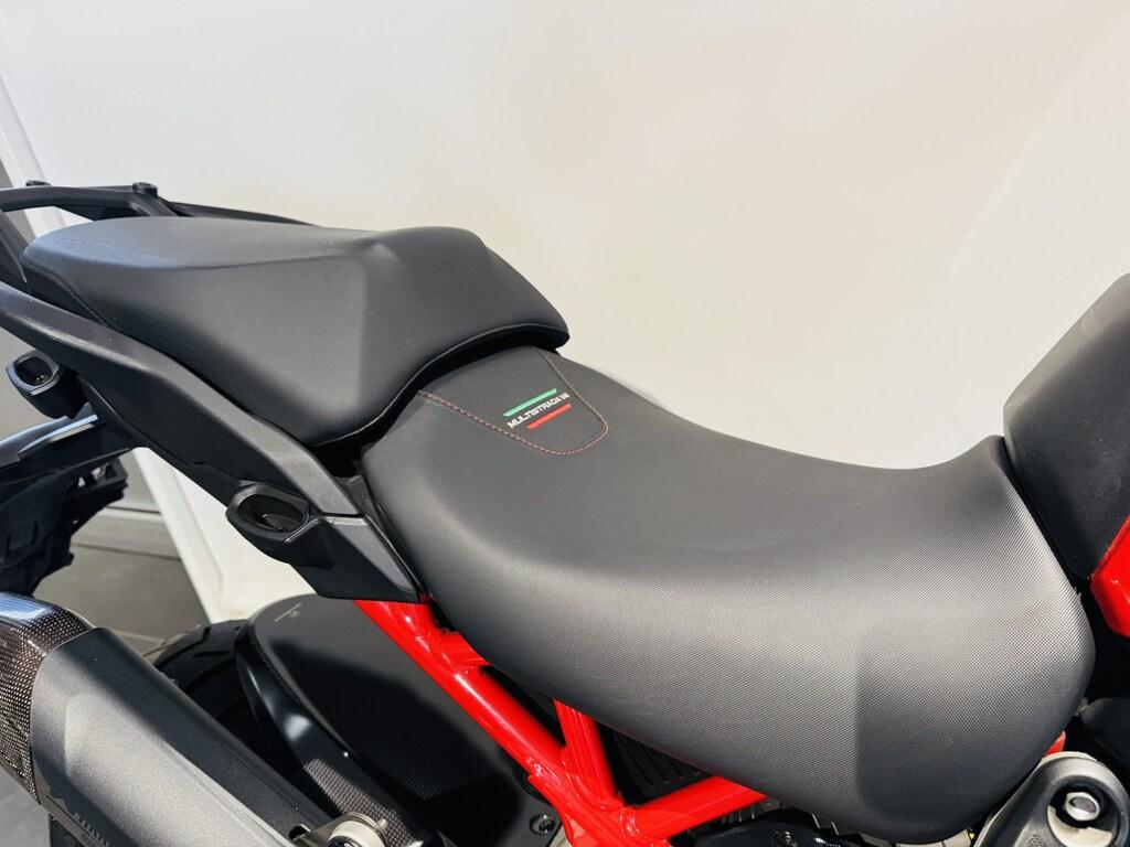 MULTISTRADA V4
