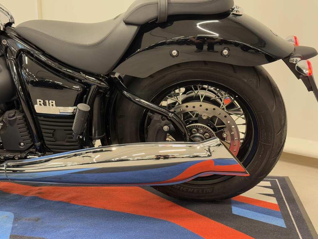 R 18