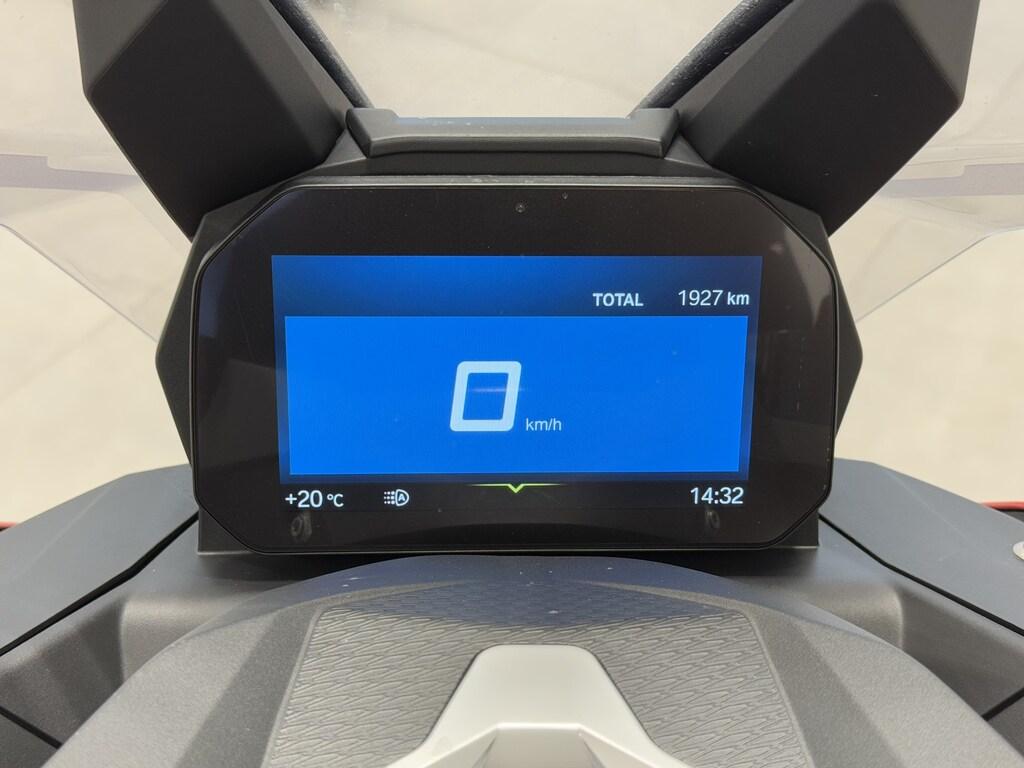 C 400 X