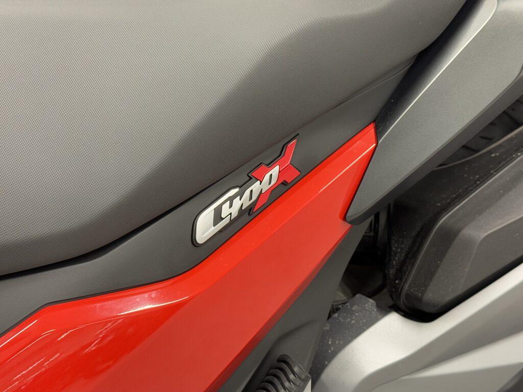 C 400 X