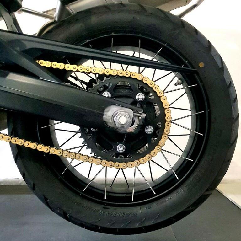 F 900 GS
