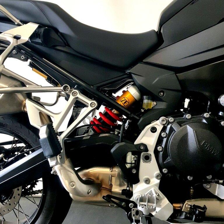 F 900 GS