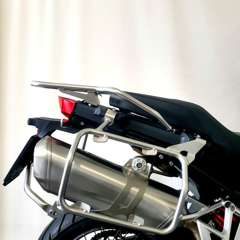 F 900 GS