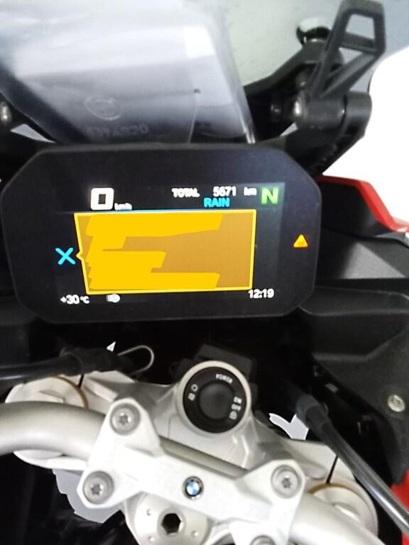 F 900 XR