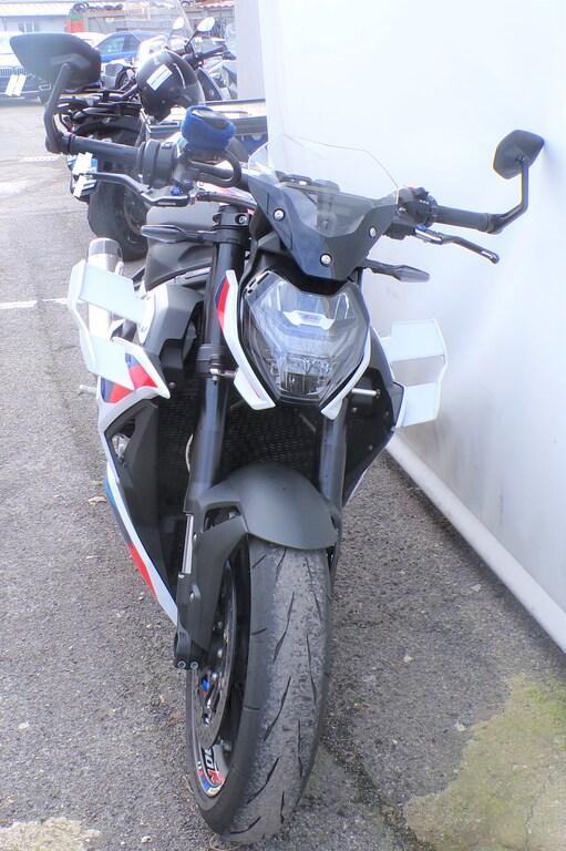 M 1000 R