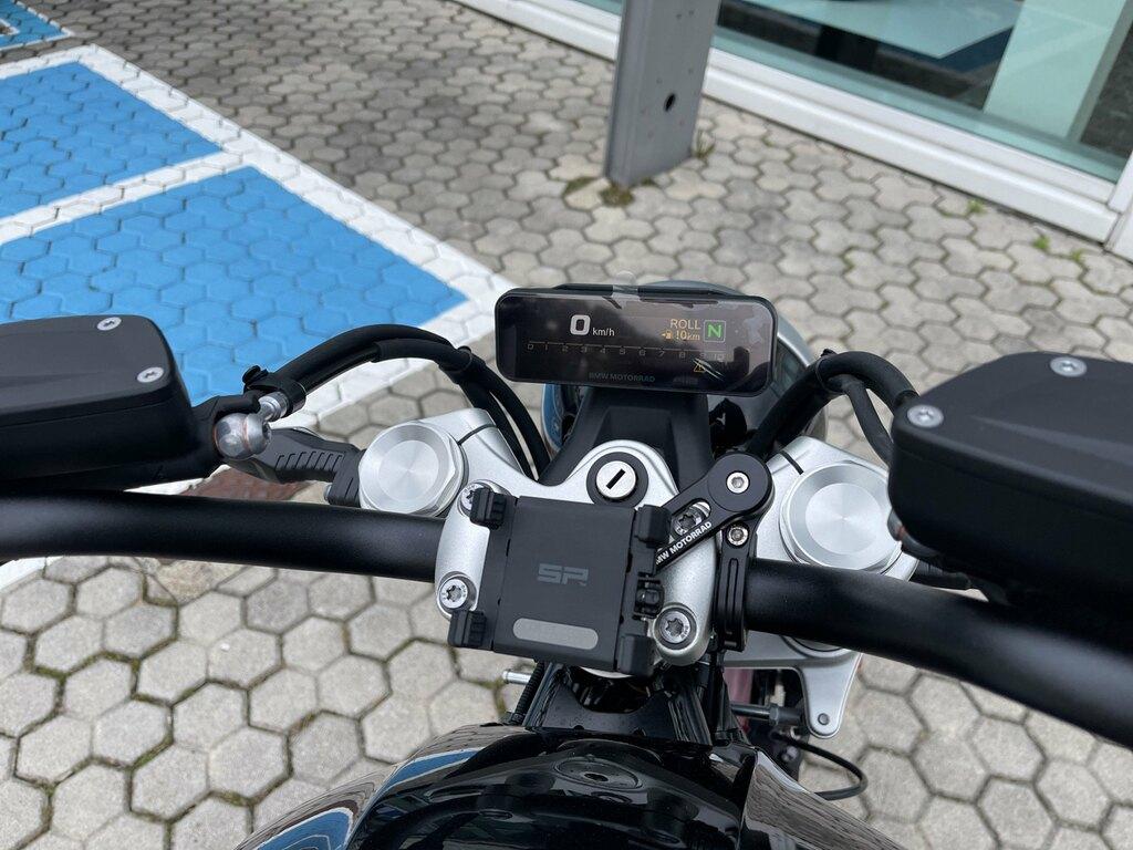 R 12