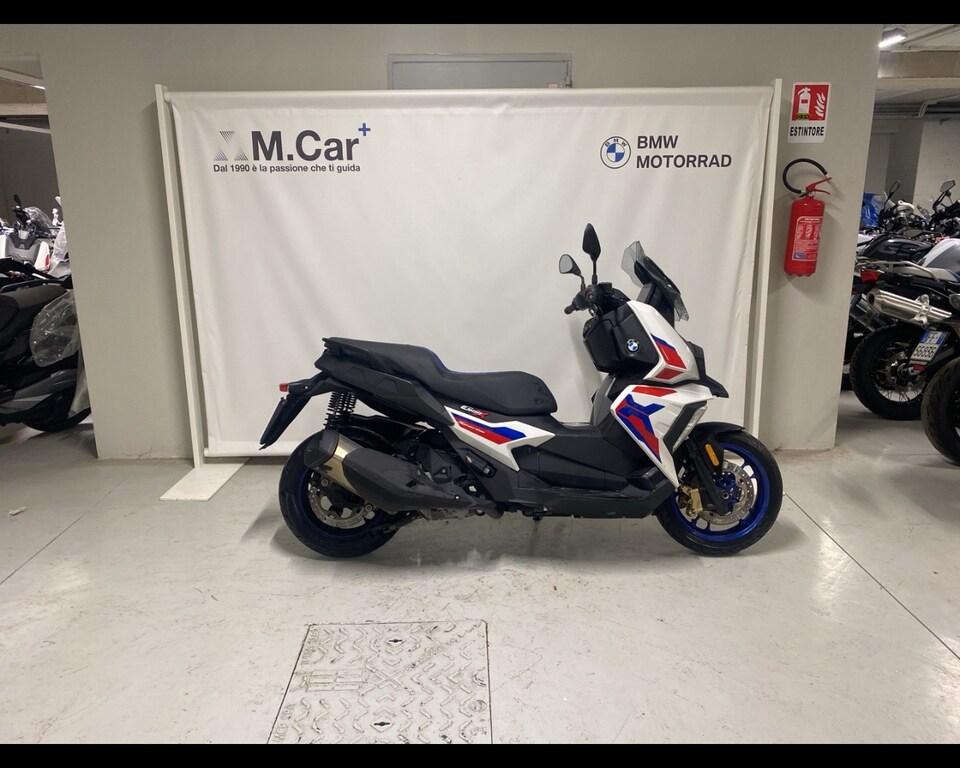 C 400 X