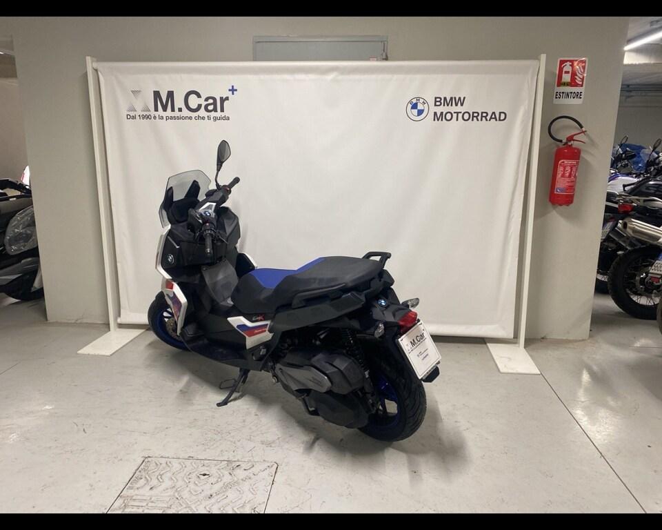 C 400 X