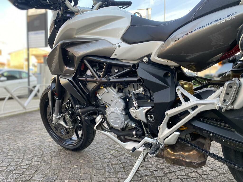 STRADALE 800