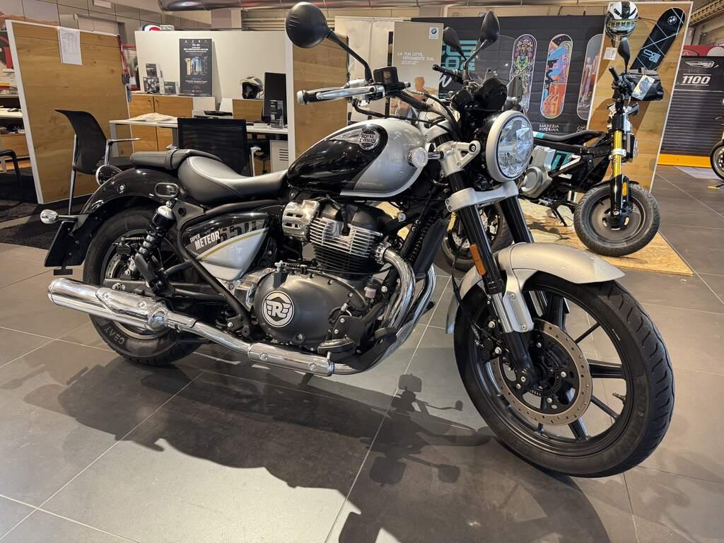 SUPER METEOR 650
