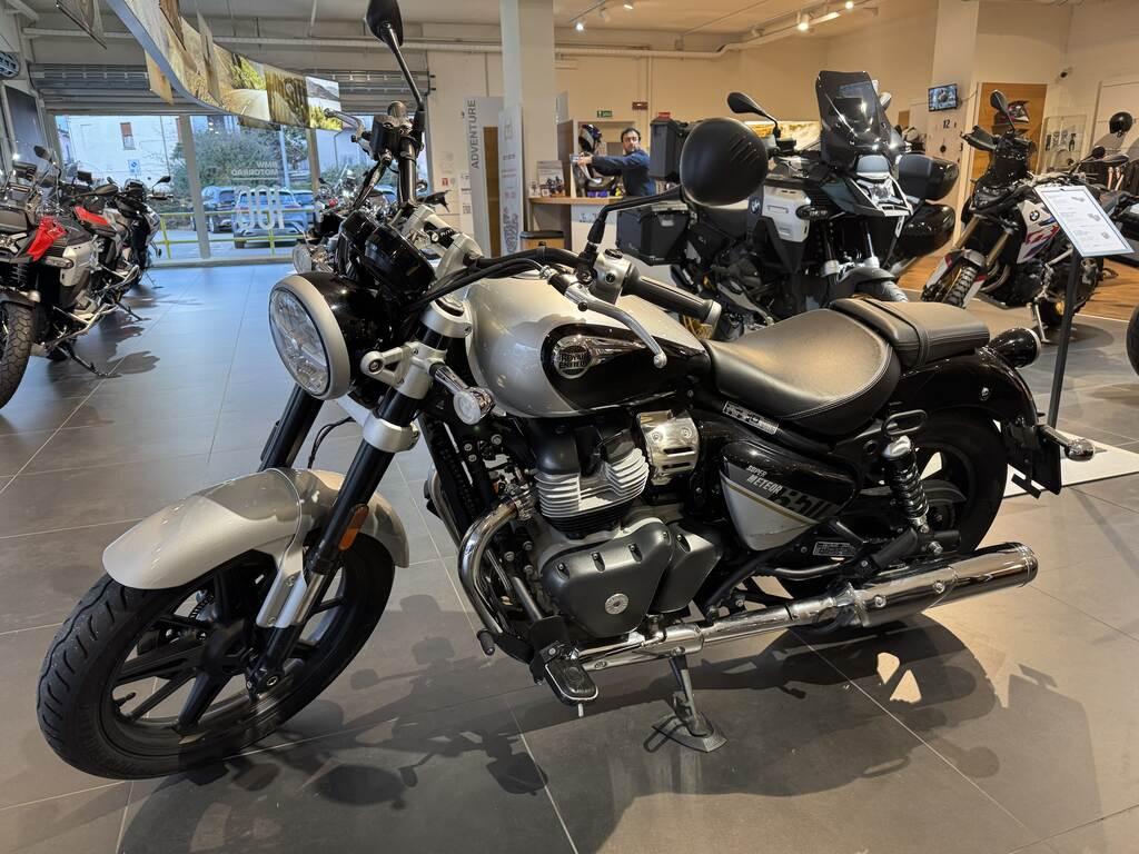 SUPER METEOR 650