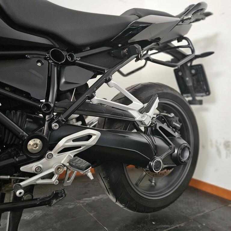 R 1250 R