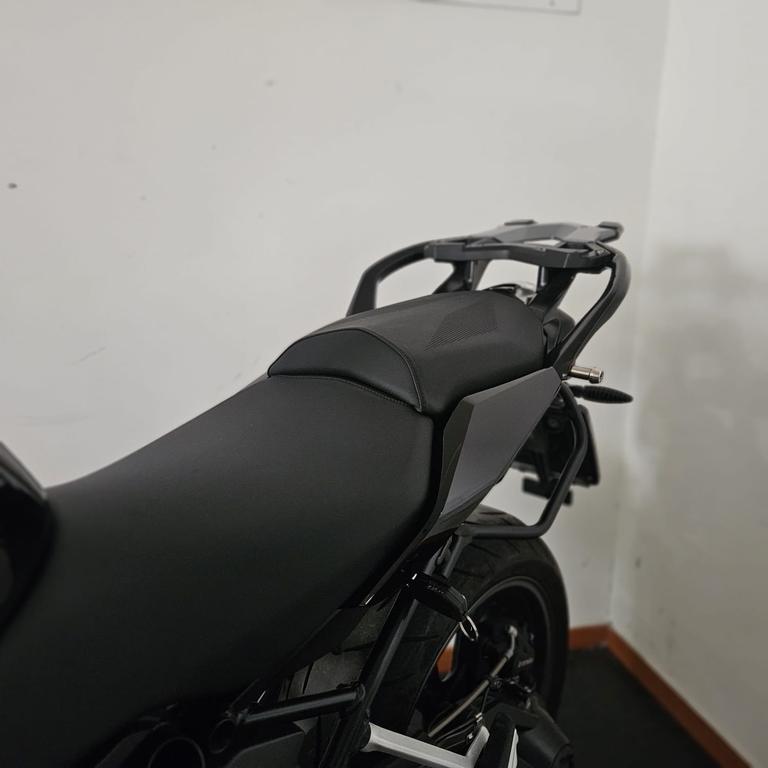 R 1250 R