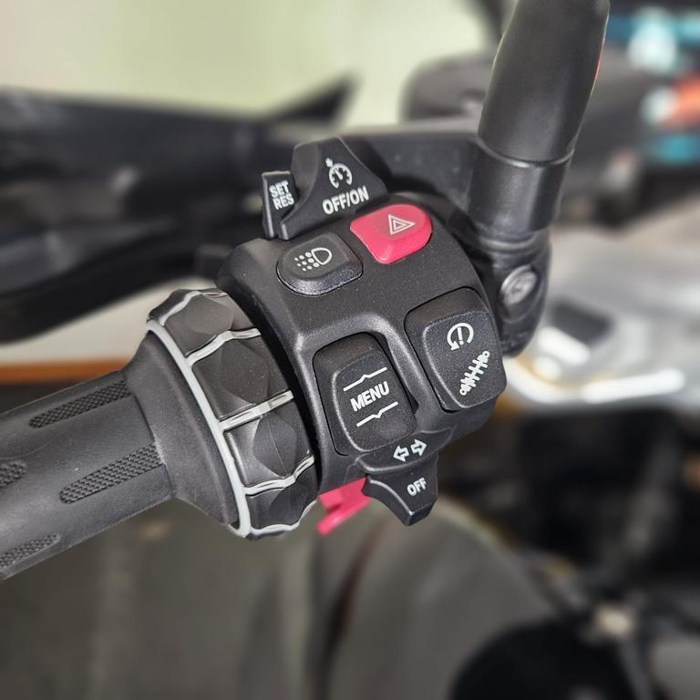R 1250 R