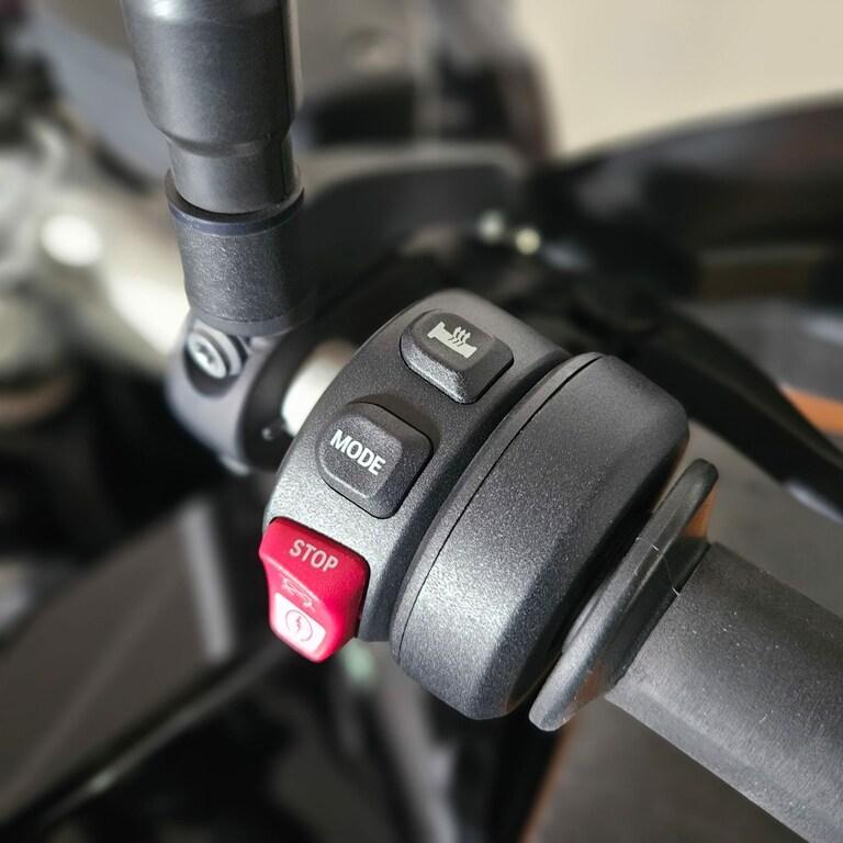F 900 XR