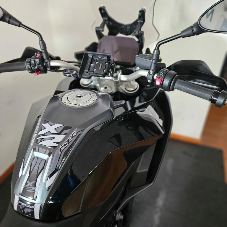 F 900 XR
