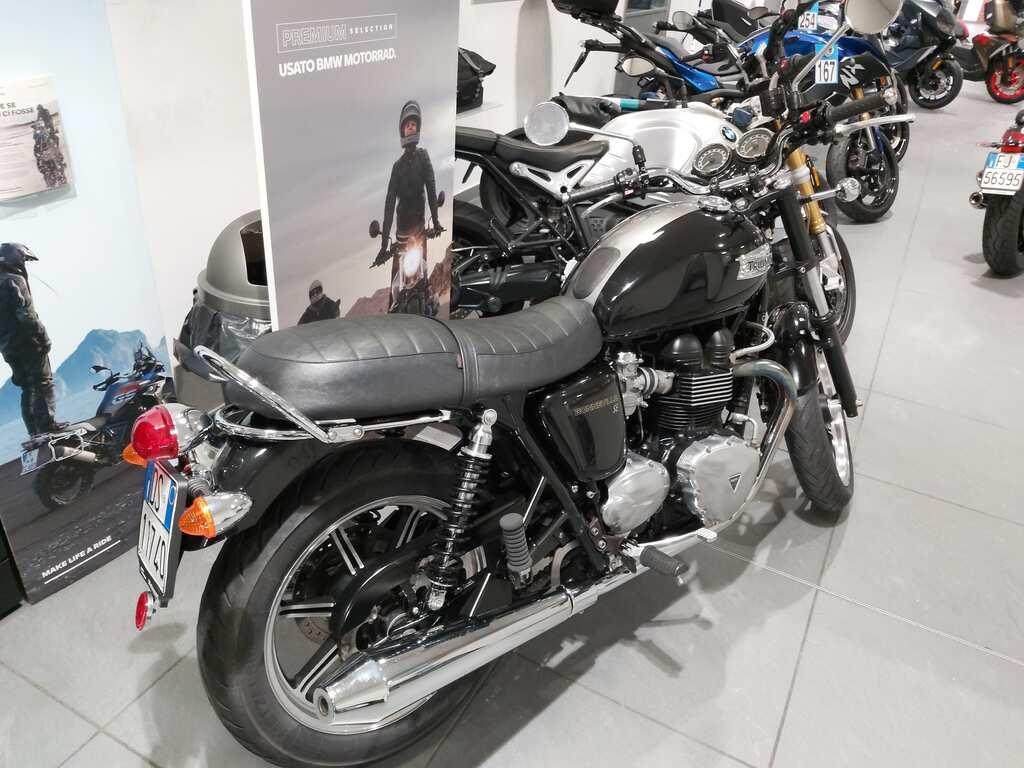 BONNEVILLE 865 T100