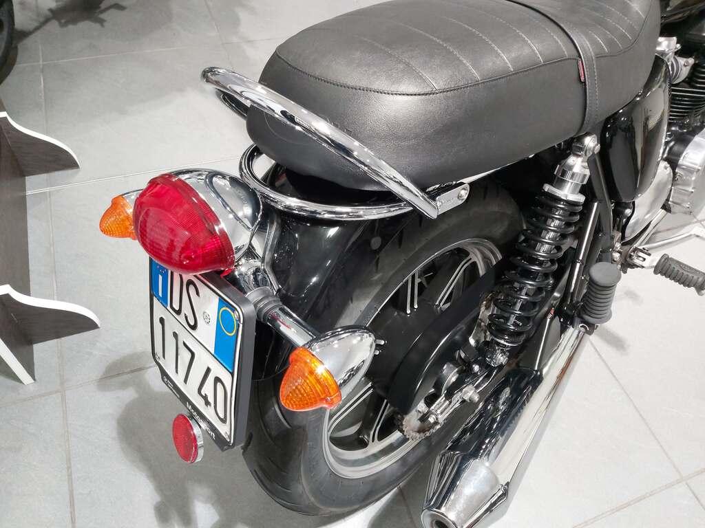BONNEVILLE 865 T100