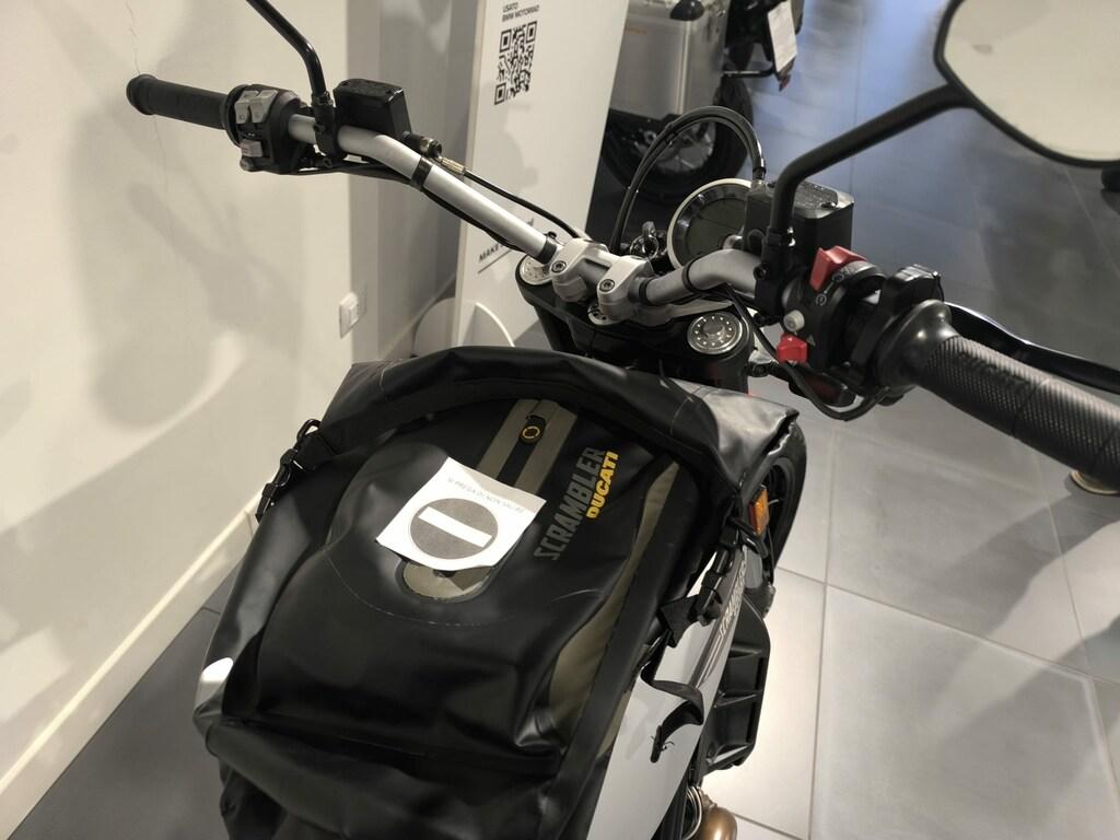 SCRAMBLER 800