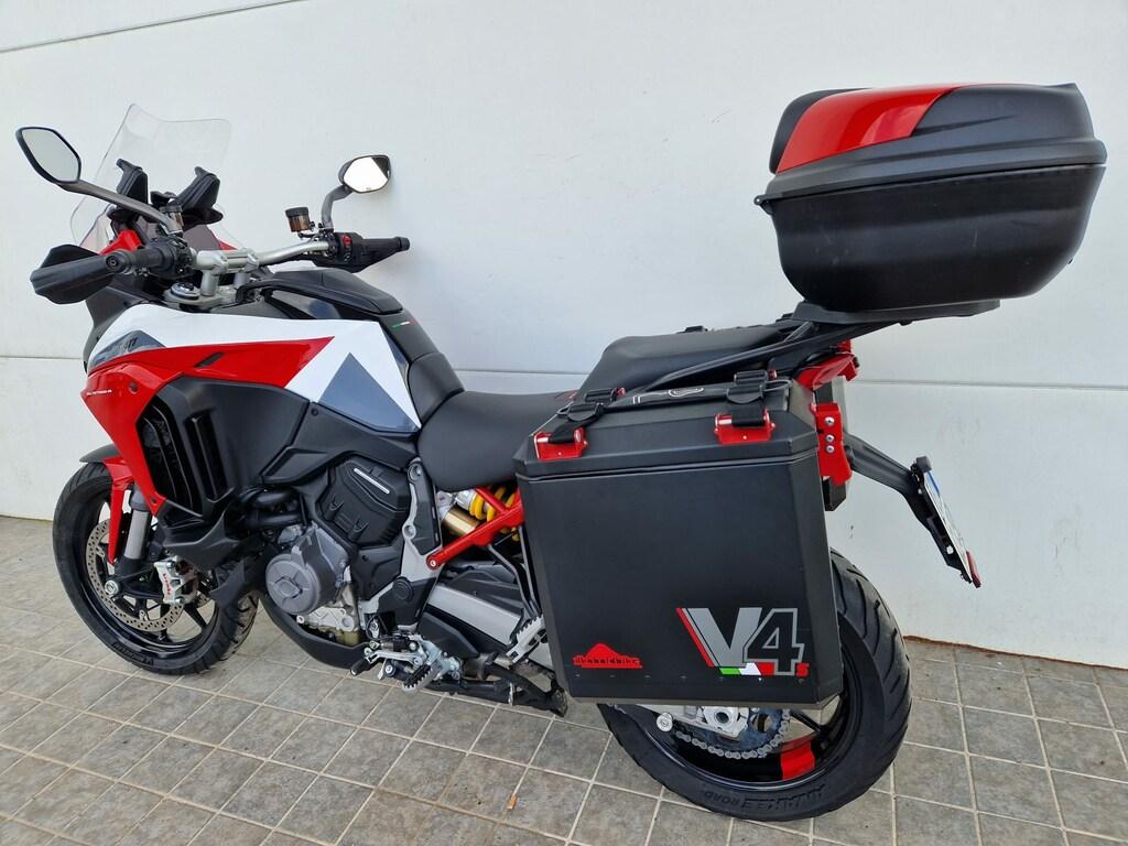 MULTISTRADA V4