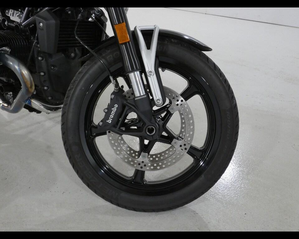 R 12