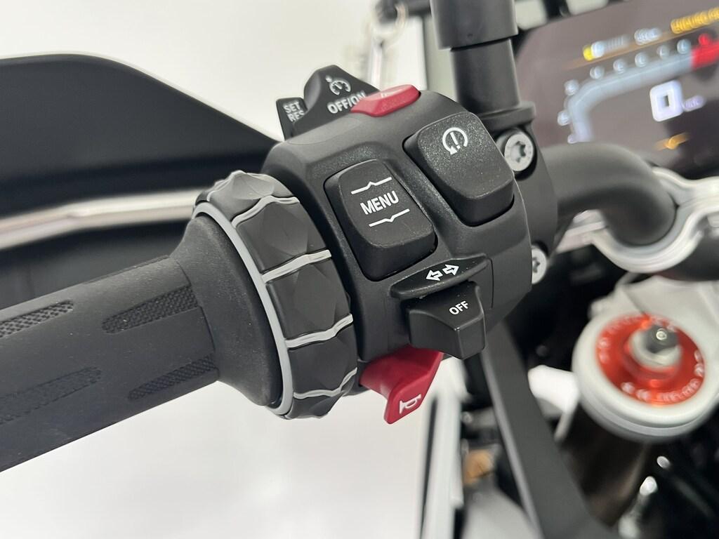F 900 GS